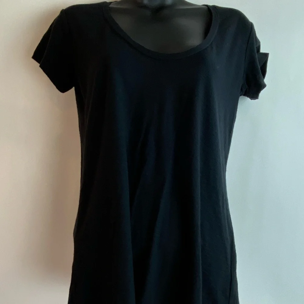 James Perse Deep Scoop Neck Black tshirt Short Sleeve - Picture 2 of 9